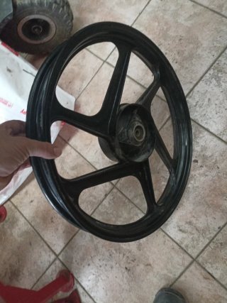 Llanta Delantera Derbi Variant Star Bola 8