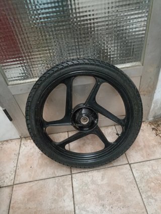 Llanta Delantera Derbi Variant Star Bola 8