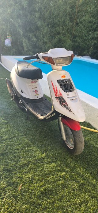 Yamaha Jog 49cc con motor Sonic