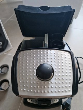 Cafetera Delonghi a presión