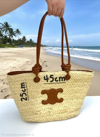Bolsa de playa , de paja