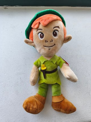 Peluche Peter Pan Disney Clássicos 34cm