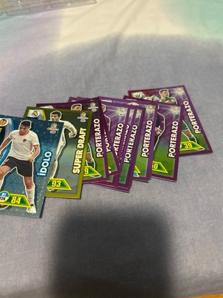 Lote cromos Adrenalyn varias temporadas unos 200