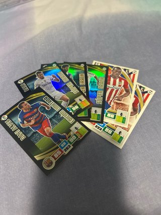 Lote cromos Adrenalyn varias temporadas unos 200