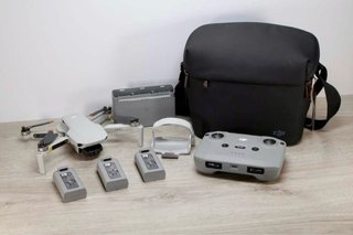 Dron DJI Mini 2 Combo