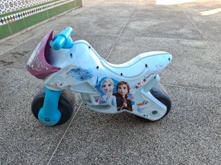 Moto de bebé Frozen