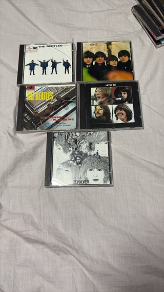 CDs The Beatles (Please Please Me, Help!, Let It B