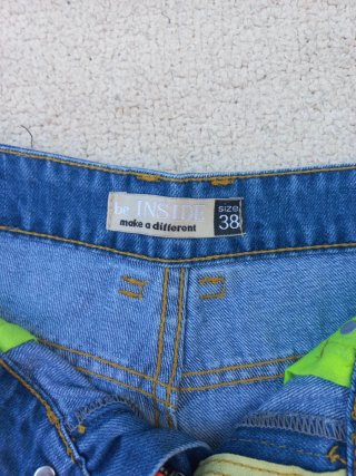 Pantalón corto vaquero INSIDE Talla 38