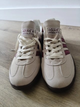 Adidas Spezial Beige y Rojo