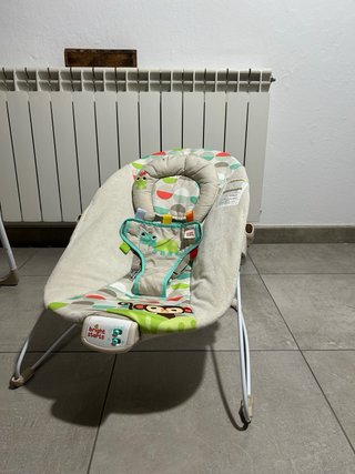 Balancín bebé con música se venden las dos sillita