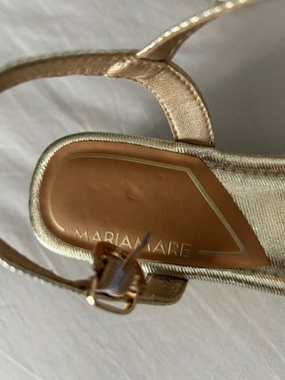 Sandalias doradas Mariamare talla 39
