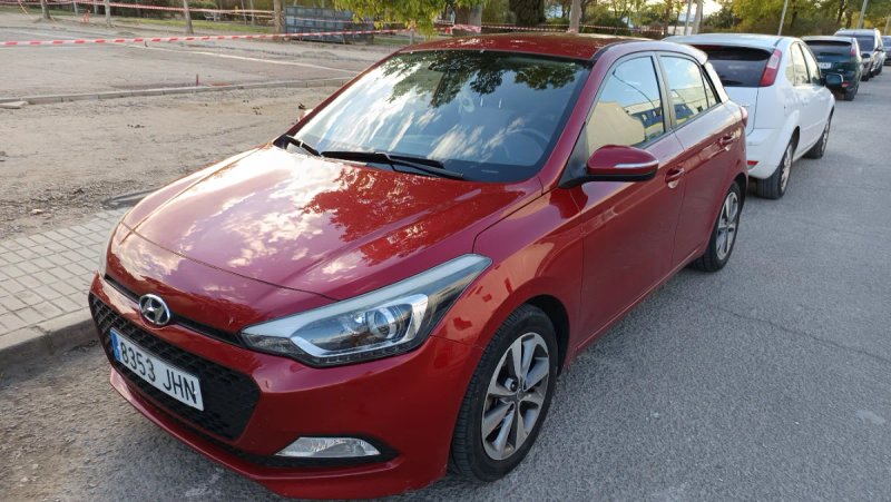 Hyundai i20 tecno 1.4 crdi 90cv - foto 1