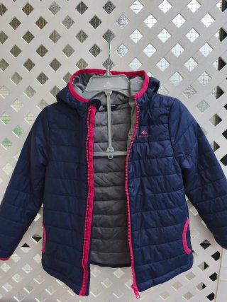 Chaqueta azul ligera 6 años