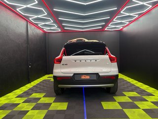 Volvo XC40 2021 1.5 262cv