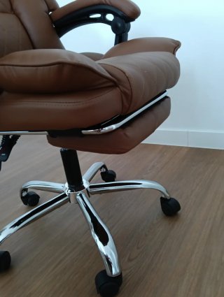 Silla de oficina ejecutiva cuero marrón NUEVA