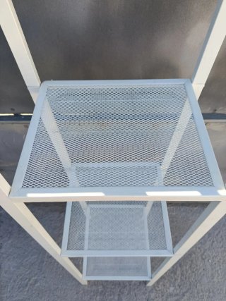 Estantería metálica.Recogida en Ugena