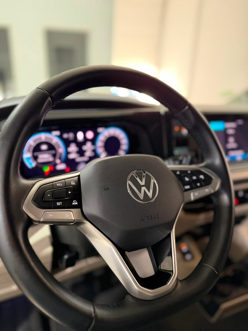 Volkswagen Multivan 2025, foto 9