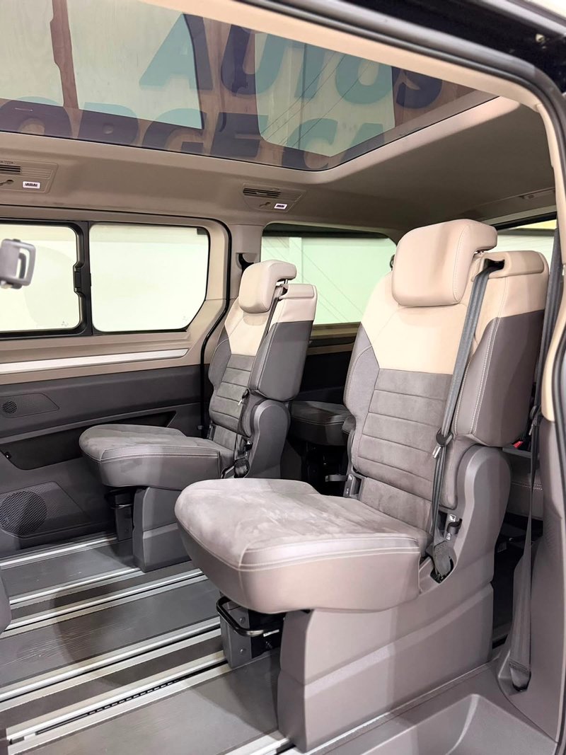 Volkswagen Multivan 2025, foto 20