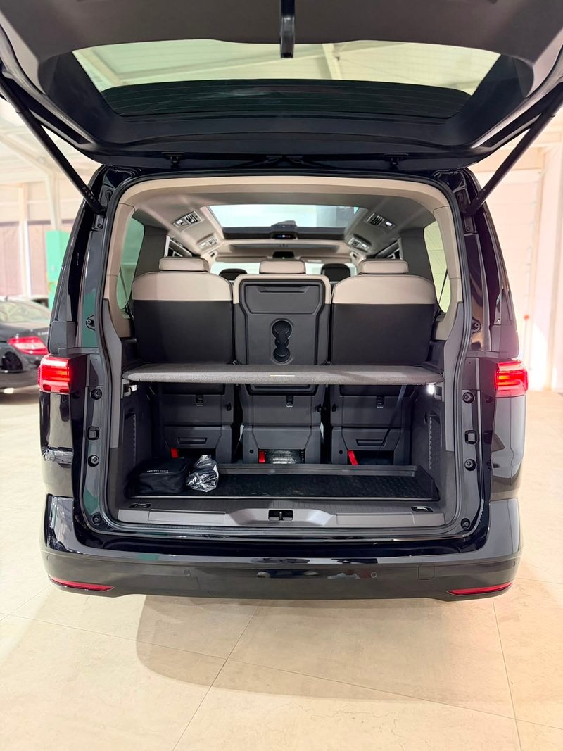 Volkswagen Multivan 2025, foto 27