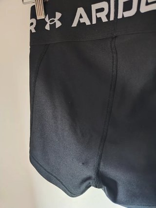 Mallas cortas Under Armour negras