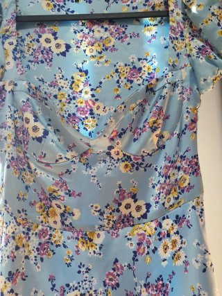 Vestido azul estampado floral