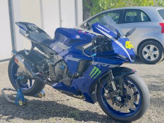 Yamaha R1 2020 Azul y Amarillo
