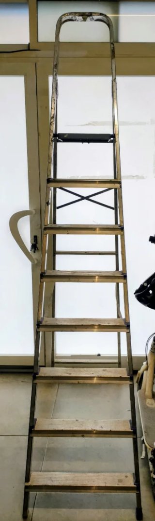 Escalera aluminio 8 peldaños