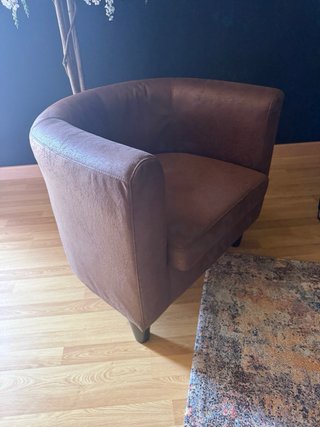 Dos sillones como nuevos.