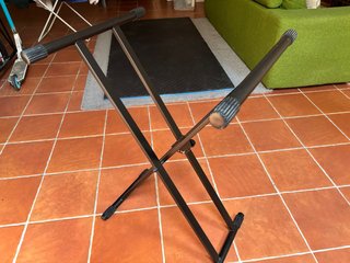 Soporte Teclado regulable