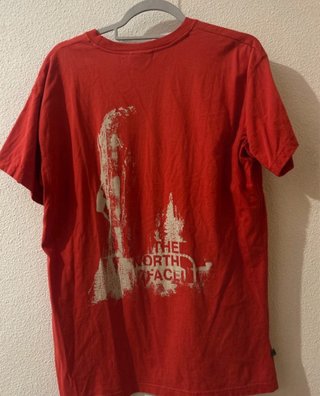 Camiseta The North Face Roja