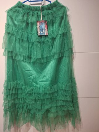 Falda larga verde volantes