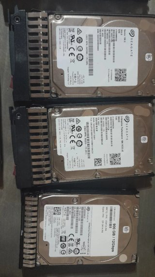 Lote de 9 Discos Duros Seagate para Servidor