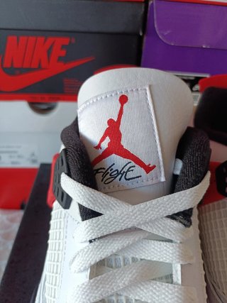 Jordan 4