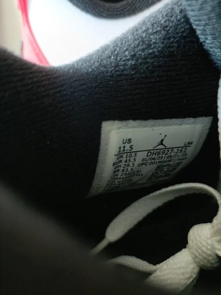 Jordan 4