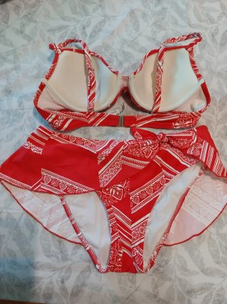Bikini Lise Charmel Talla 40 Rojo