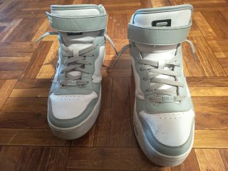 Zapatillas Fila Blancas y Grises Unisex