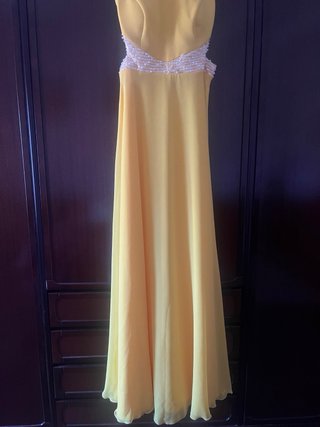 Vestido de fiesta amarillo