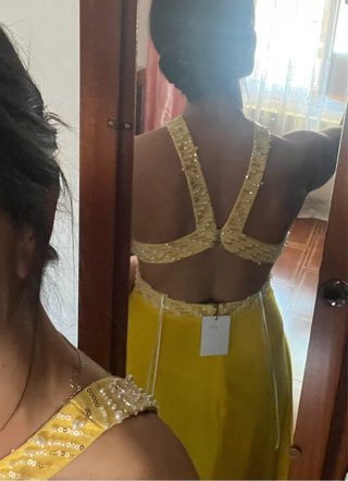 Vestido de fiesta amarillo