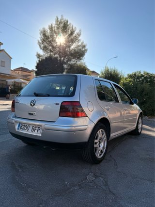 Volkswagen Golf 2001
