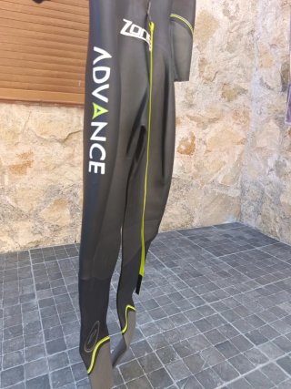 Traje de neopreno ZONE3 Talla L