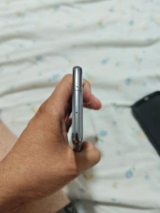 Samsung S10 con Casebank 4700Mhz