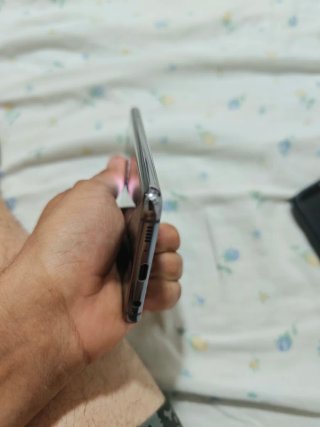 Samsung S10 con Casebank 4700Mhz