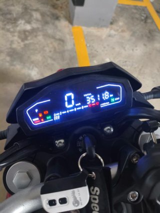 Cyclone Battlo 125cc Naked Roja