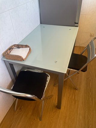 Mesa de cocina cristal y metal