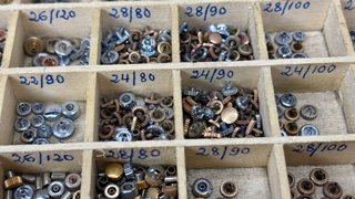 Gran lote Relojero 1065 Coronas Caja Clasificadora