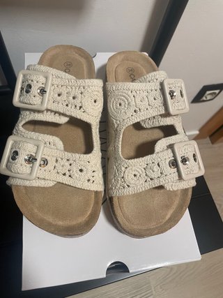 Sandalias beige/blancas talla 36