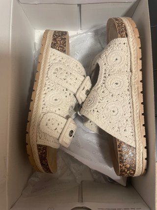 Sandalias beige/blancas talla 36