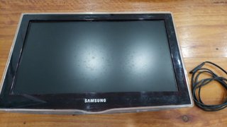 TV Samsung 22
