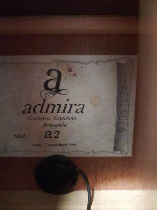 Guitarra Admira