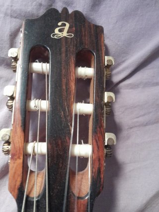 Guitarra Admira